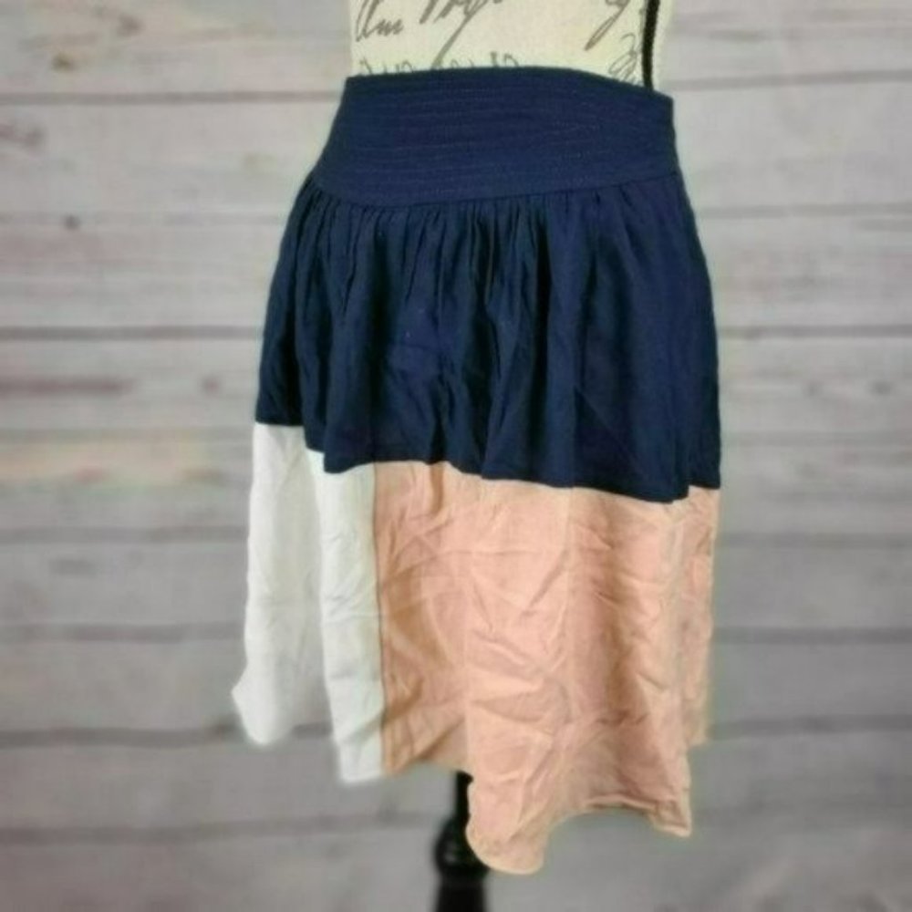 HD in Paris Blue Geometric Mini Skirt -XS - Picture 5 of 8